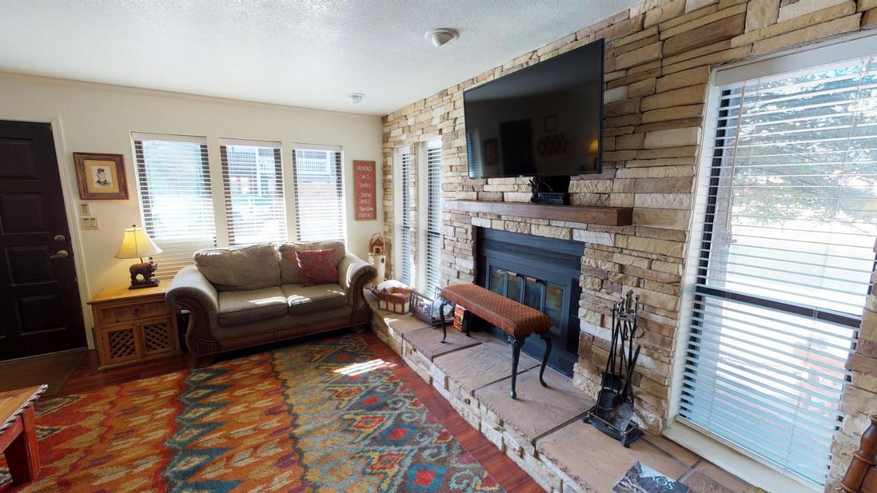 Claim Jumper 8 Townhouse With High Speed Wifi Apartman Red River Kültér fotó
