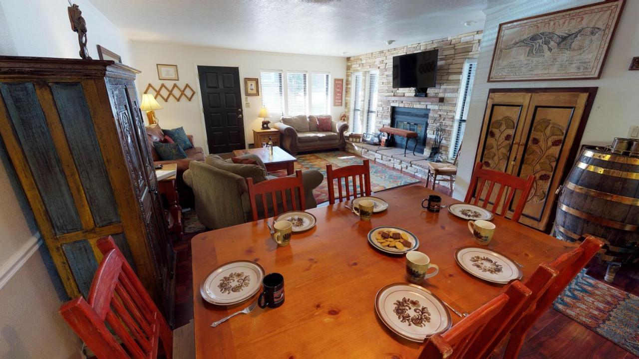 Claim Jumper 8 Townhouse With High Speed Wifi Apartman Red River Kültér fotó